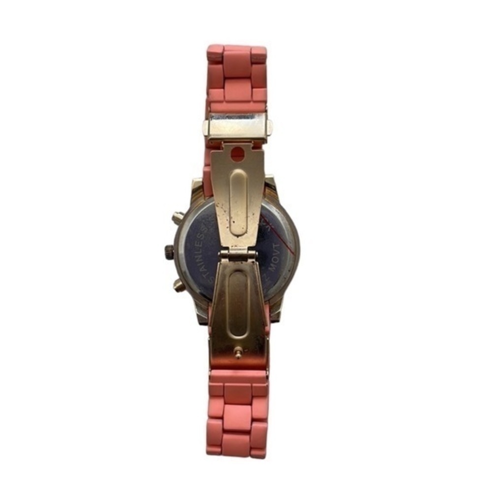 Pink Quartz Watch - Picture 2 of 10